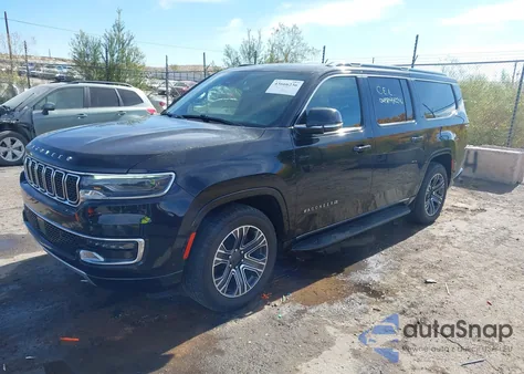 2023 Jeep Wagoneer L Series Ii 4X2 z USA, uszkodzony, nr VIN 1C4SJRBP5PS551012